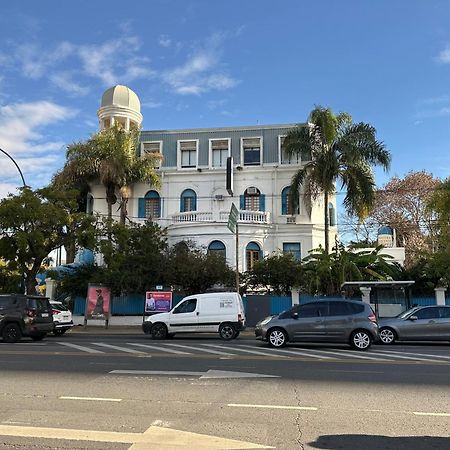 维森特洛佩斯酒店 Vicente López 外观 照片