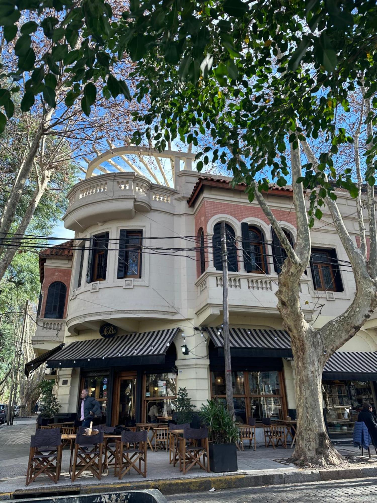 维森特洛佩斯酒店 Vicente López 外观 照片