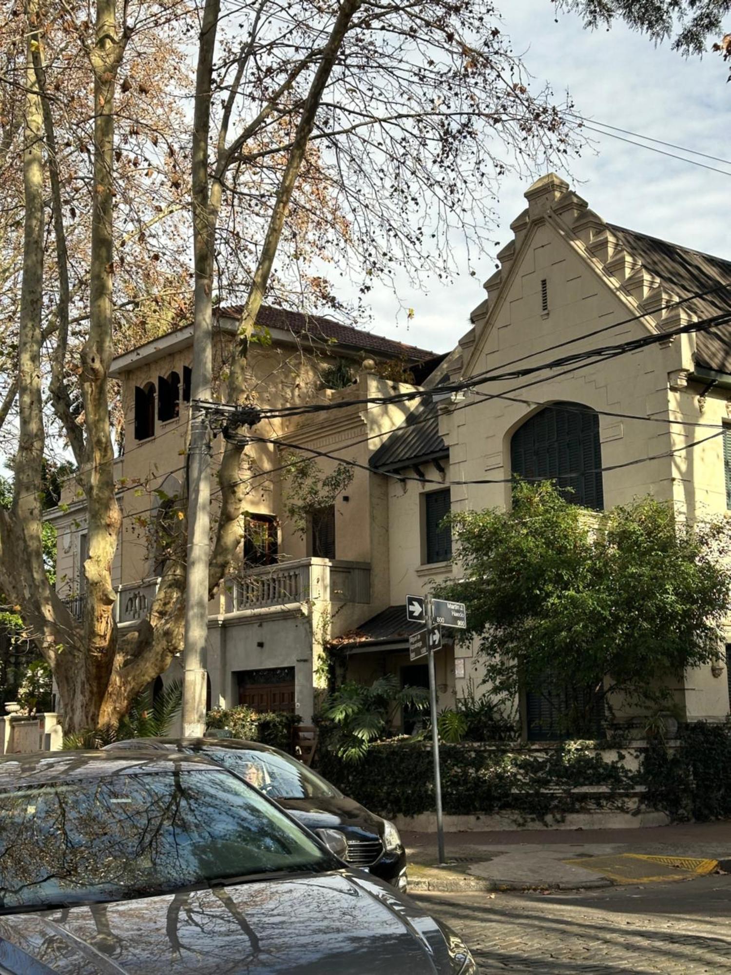 维森特洛佩斯酒店 Vicente López 外观 照片