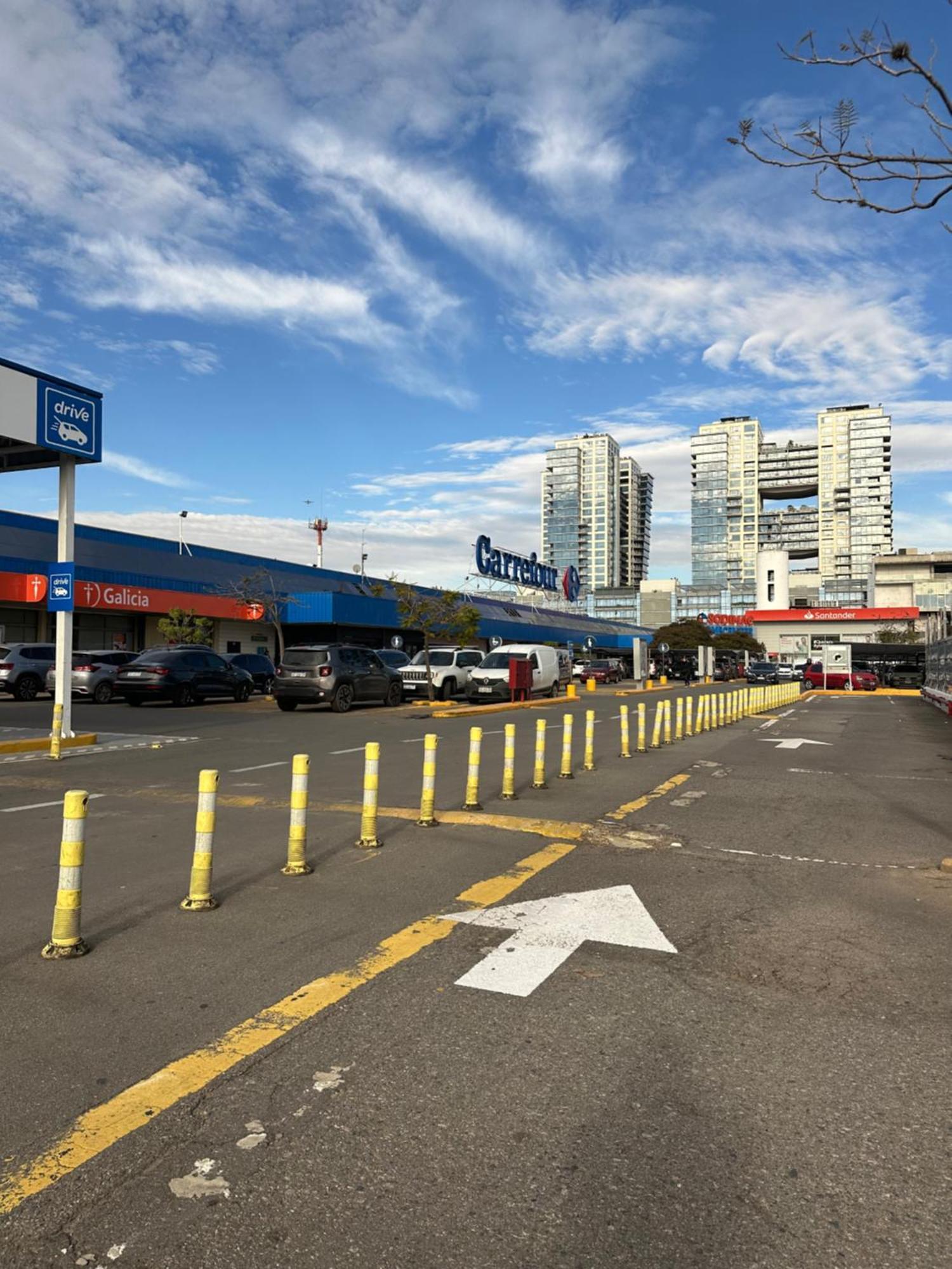 维森特洛佩斯酒店 Vicente López 外观 照片
